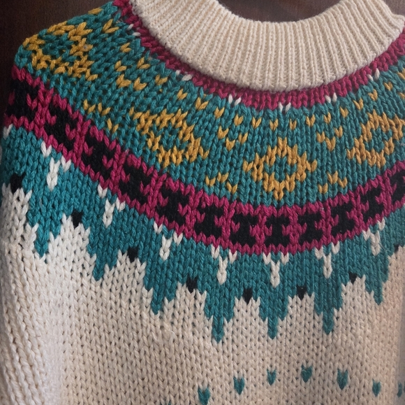 Vintage Item II Handknit Sweater- Size Medium - Picture 2 of 7